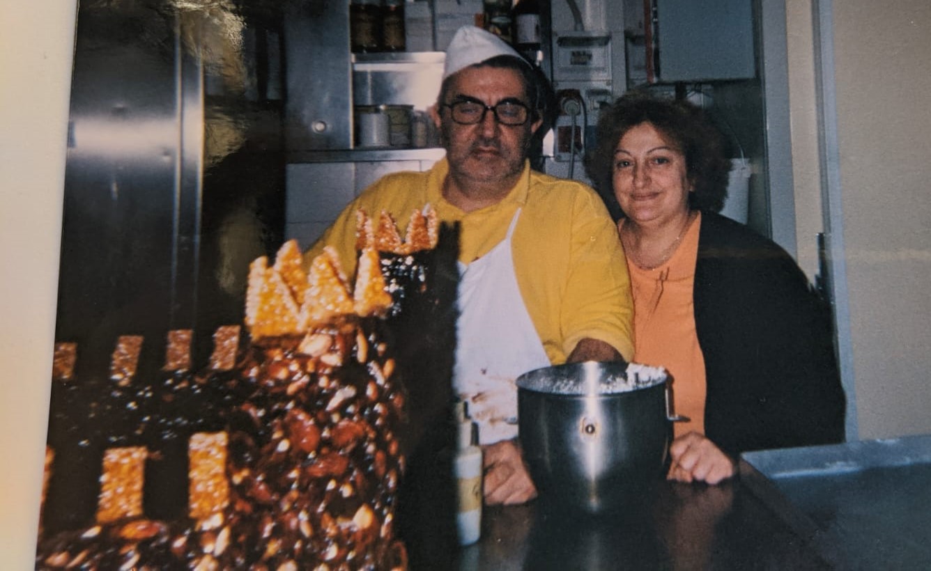 Cuccìa di Santa Lucia preparata dalla Pasticceria Artale di Siracusa con grano, ricotta, arancia e cioccolato
